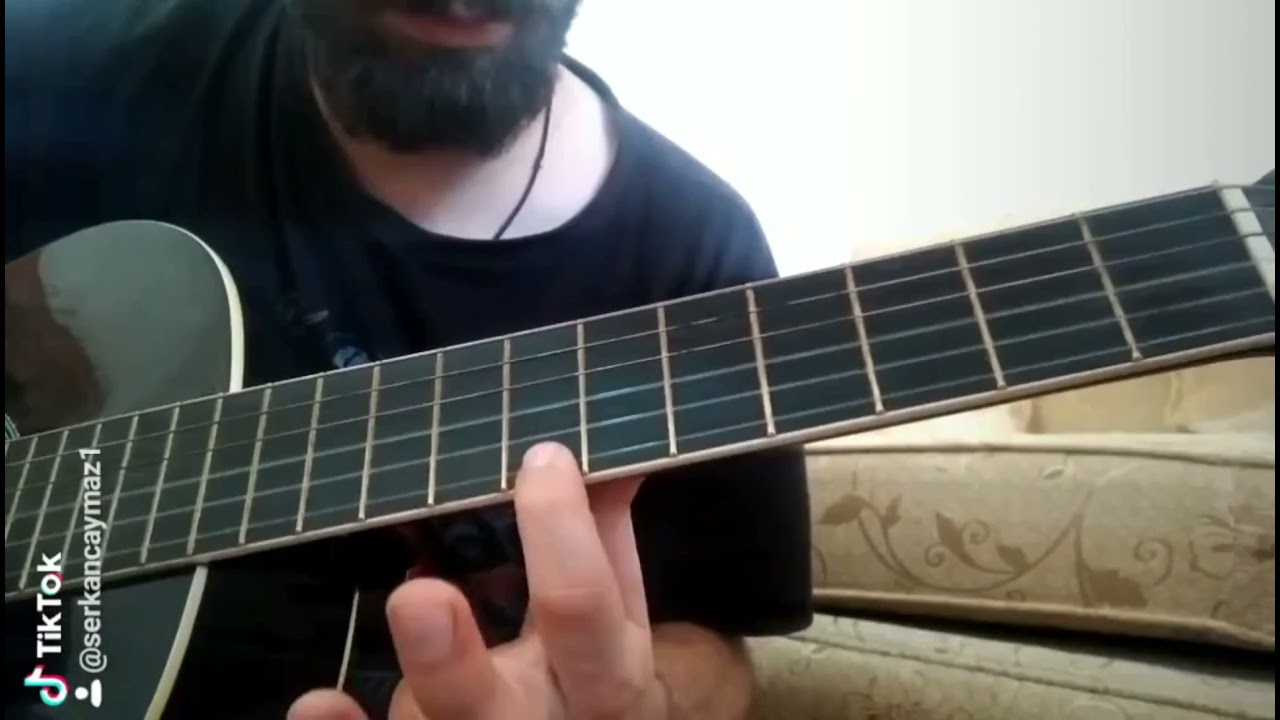 Barış Manço - Dönence Gitar solo Kolay versiyonu (yeni başlayanlar için gitar dersleri)